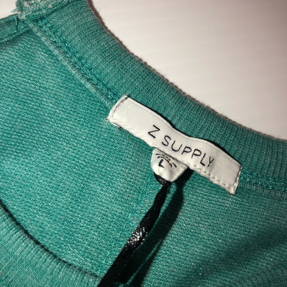 Z supply cold shoulder dress - Picture 7 of 8